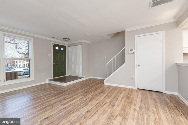 Building Photo - 7438 Emerald Dr