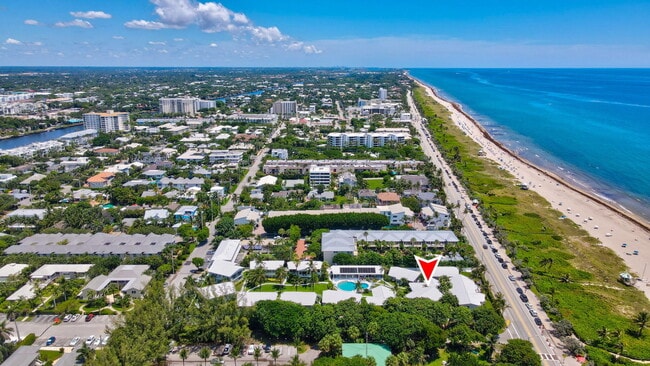 Building Photo - 320 S Ocean Blvd