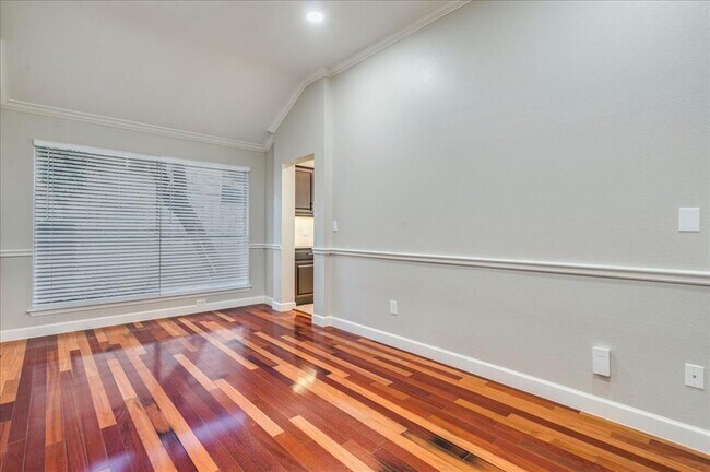 Building Photo - 6530 Needham Ln