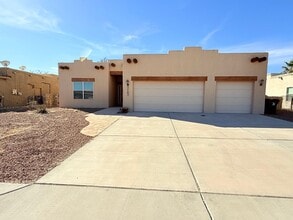 Building Photo - 5703 Ireland Dr