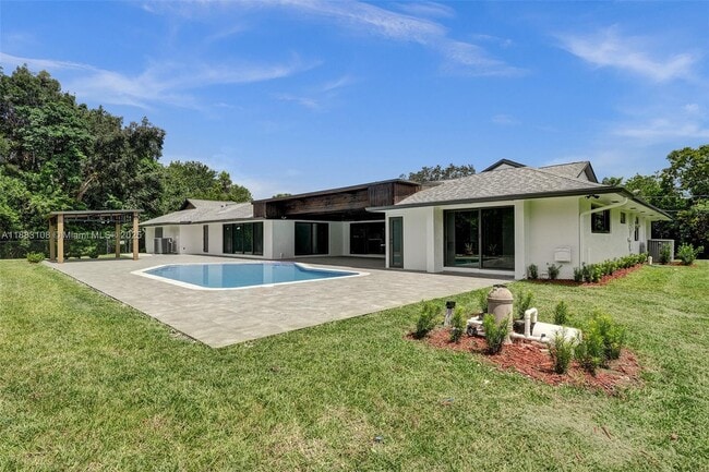 Building Photo - 12100 NW 6th St