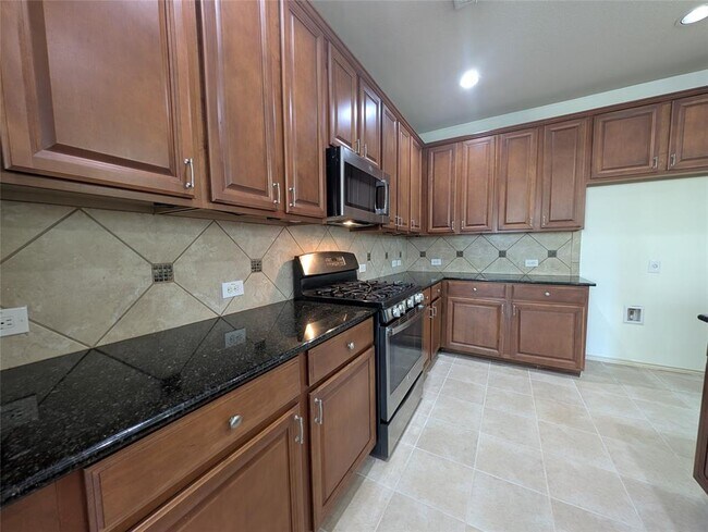 Building Photo - 1602 Westmeadow Trail