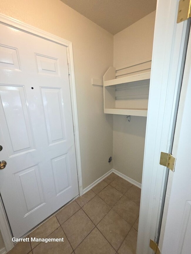 Building Photo - 1707 Taylor St