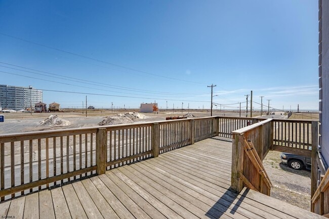 Building Photo - 222 S Rhode Island Ave