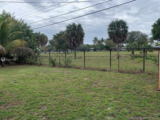 Building Photo - 6200 NW 16th St