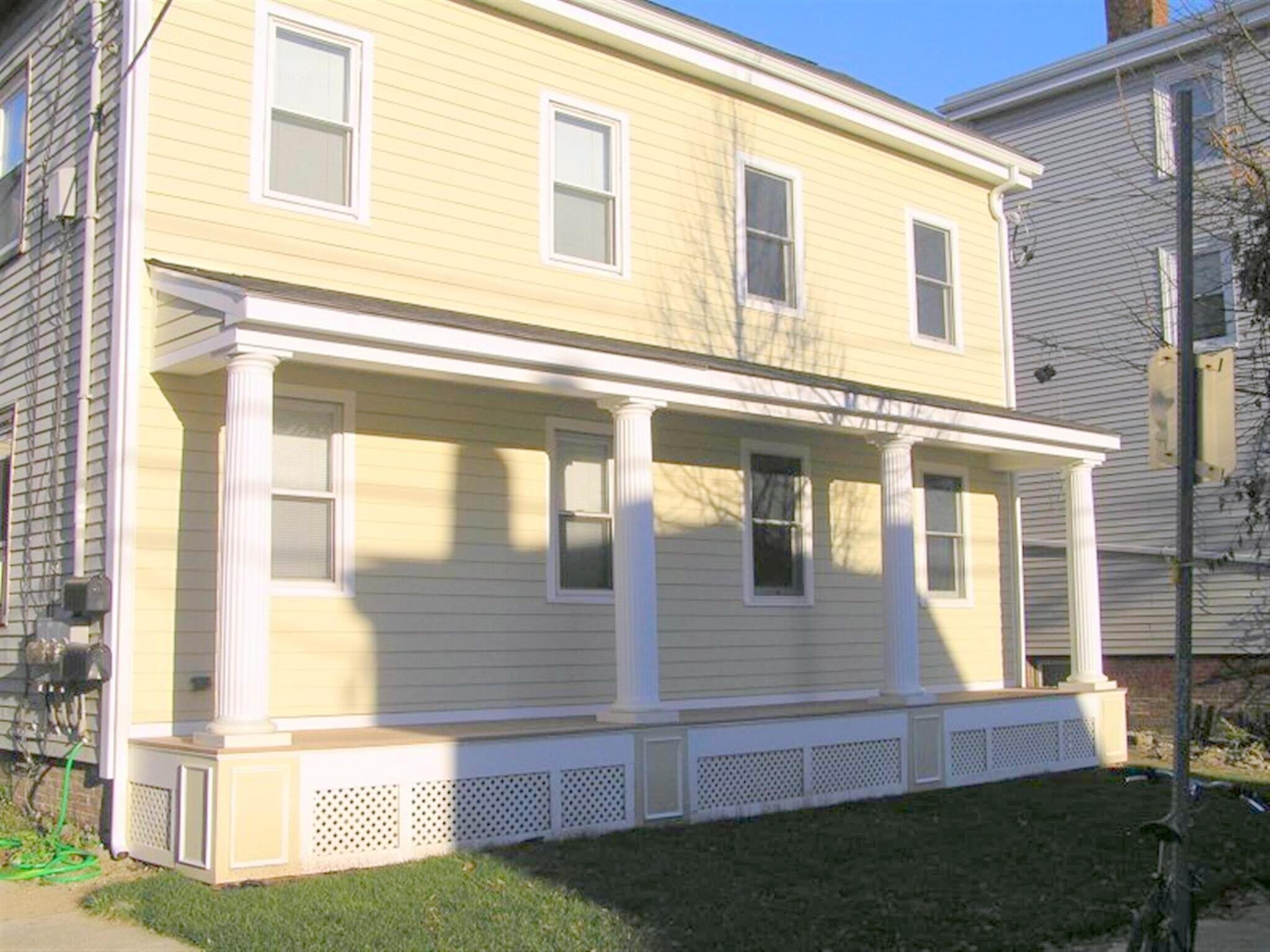 Building Photo - 167 Auburn St