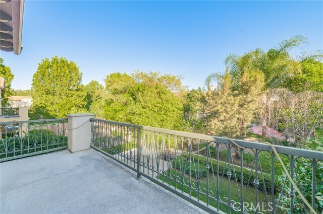 Building Photo - 24 Sebastian