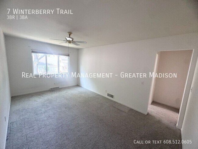 Building Photo - 7 Winterberry Trail