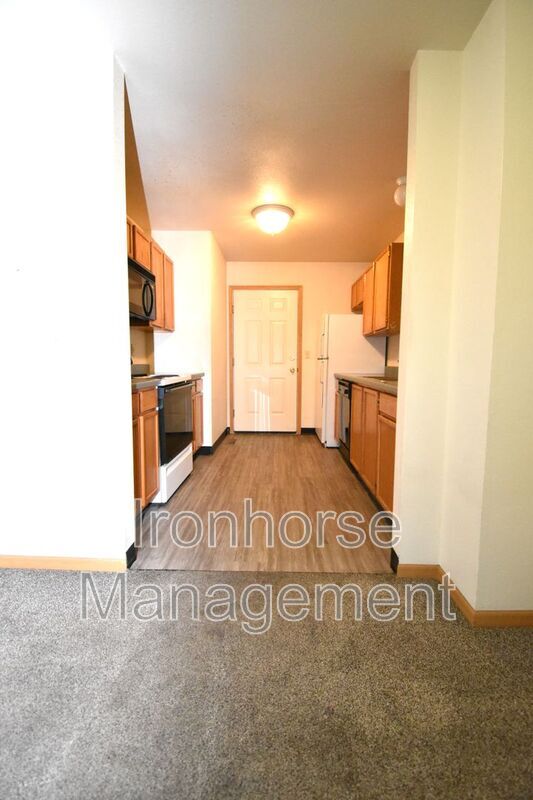 Building Photo - 2451 Wheeler Dr