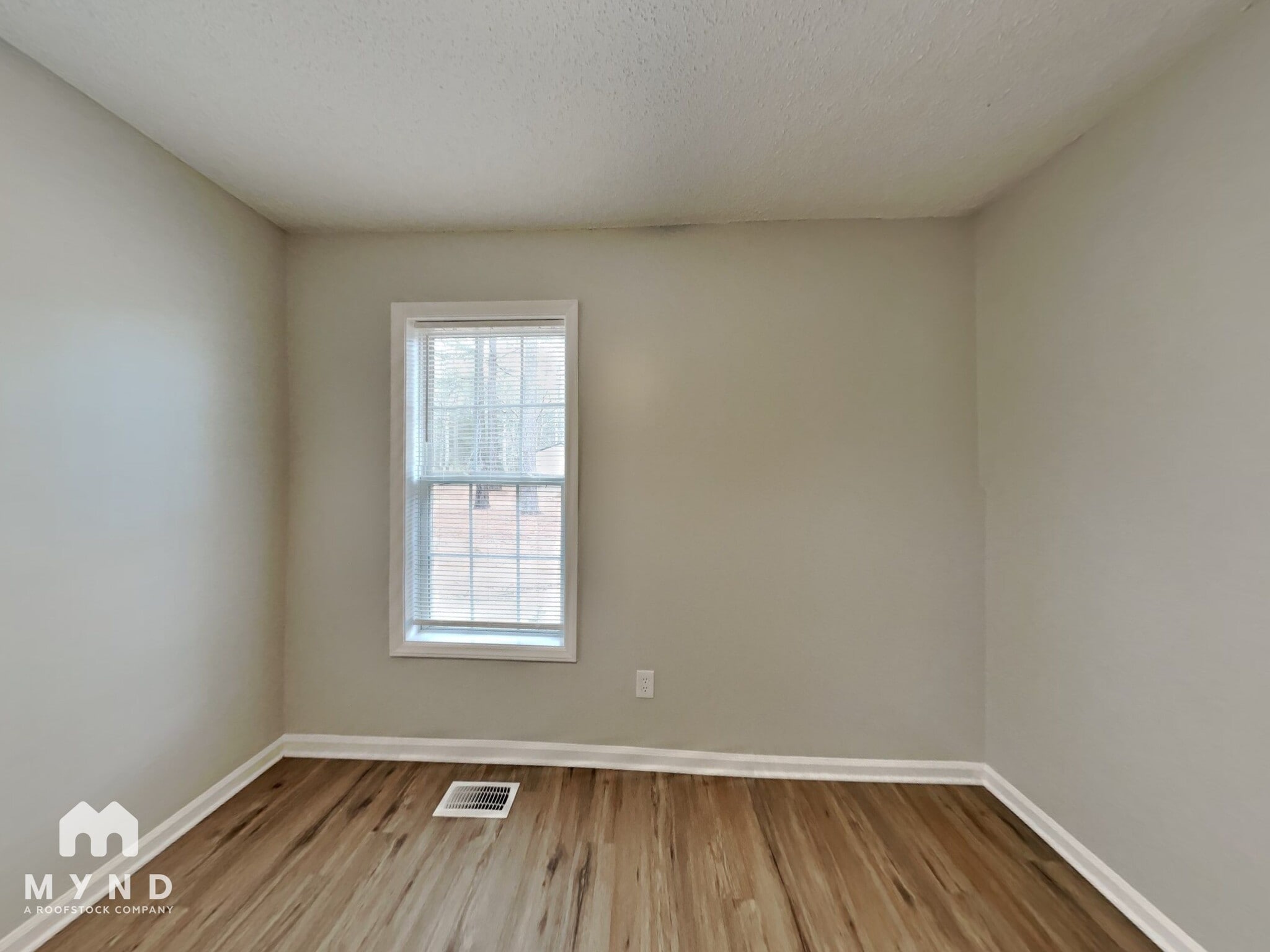 Building Photo - 177 Percheron Dr