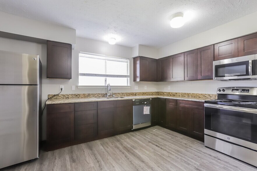 Building Photo - 3446 Hombly Rd