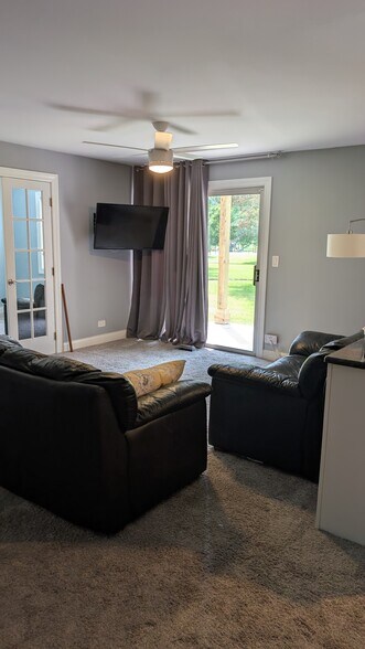 Living Room - 2253 Petworth Ct