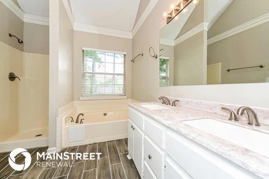 Building Photo - 176 Pine Branch Dr