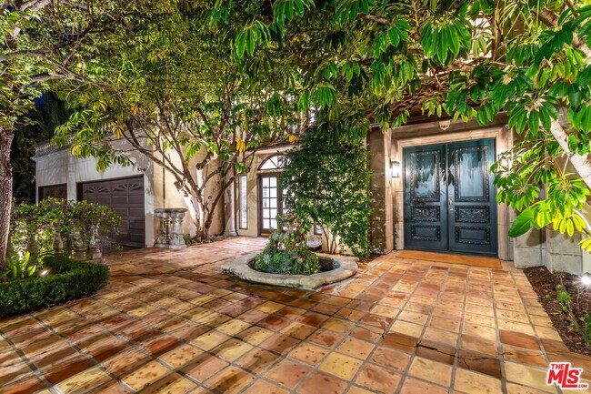 Building Photo - 17230 Silver Ln