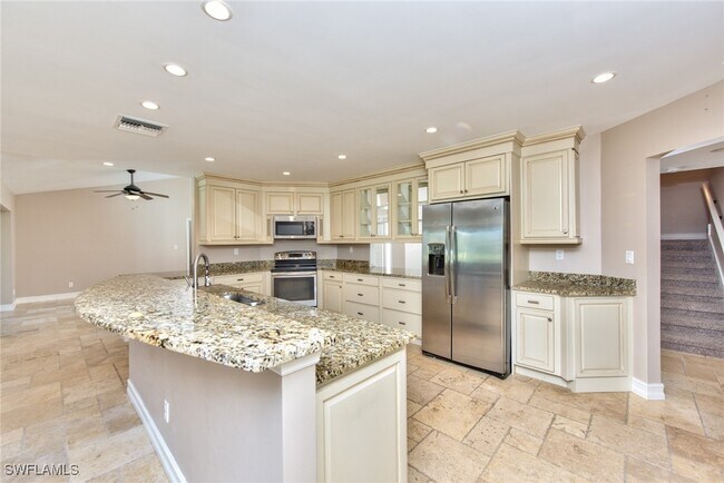 Building Photo - 2106 Imperial Golf Course Blvd