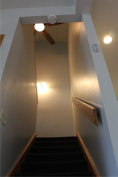 Building Photo - 480 Lansingville Rd