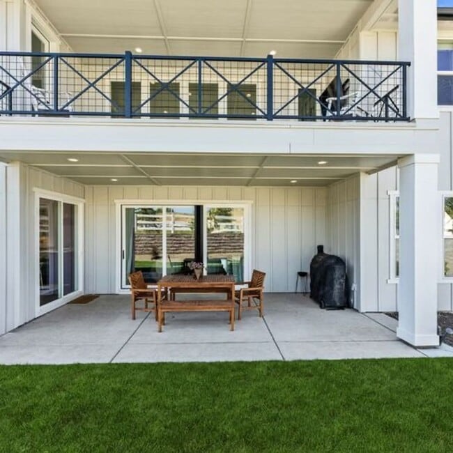 Building Photo - Luxury Living in Dry Creek Ranch – Custom ...