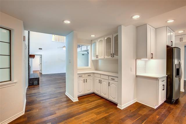 Building Photo - 307 Oakmont Dr