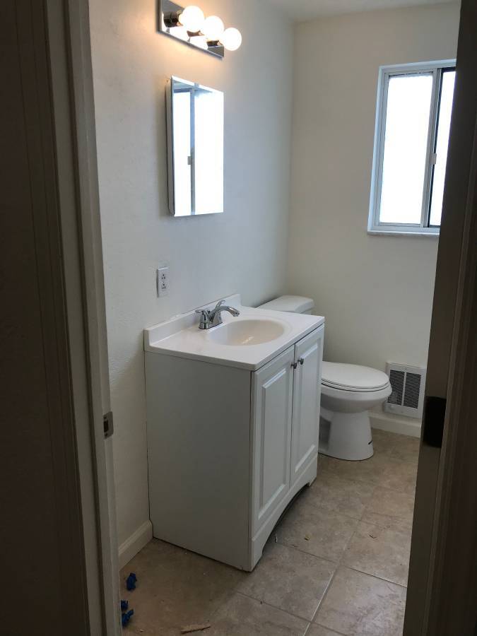 Building Photo - 1254 Argonne Dr