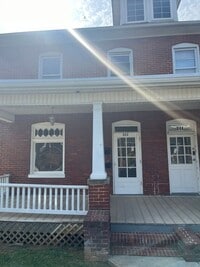 Building Photo - 844-844 Summit Ave