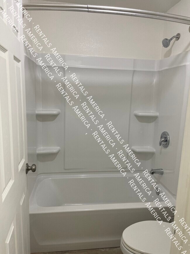 Building Photo - 4354 N 82nd St