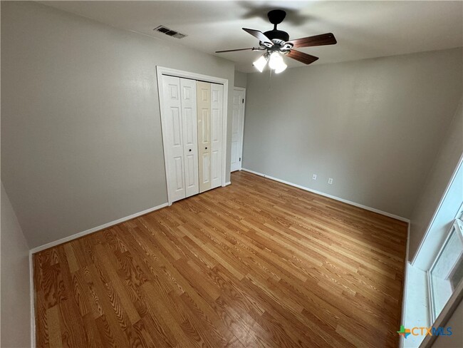 Building Photo - 617 Dunbar Dr