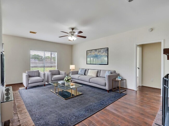 Building Photo - 4510 Chestnut Meadow Dr