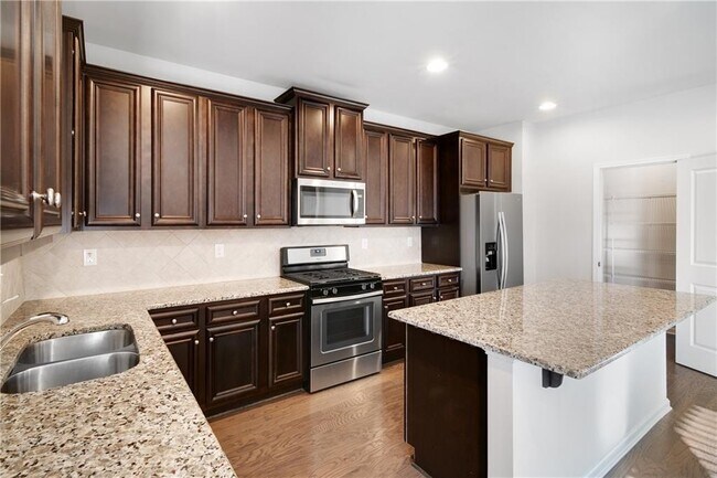 Building Photo - 5310 Whisper Point Blvd