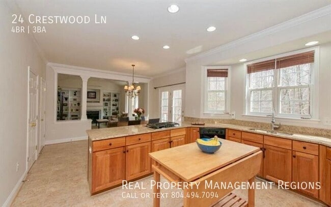 Building Photo - 24 Crestwood Ln