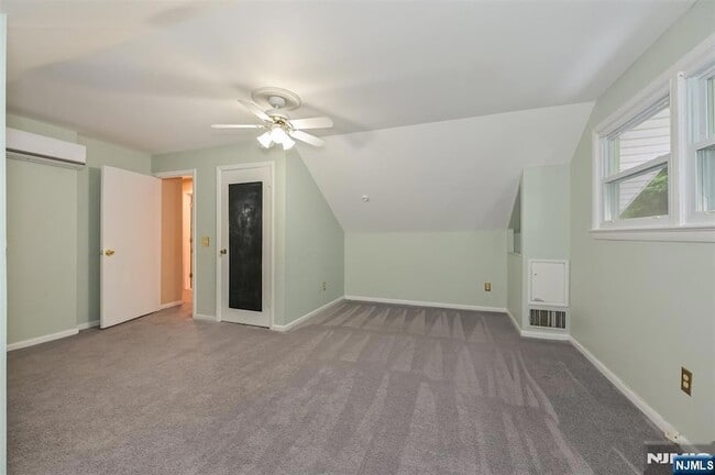 Building Photo - 135 Elmwood Ave