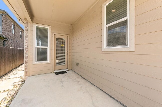 Building Photo - 17005 Gibbons Path