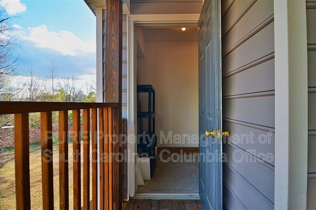 Building Photo - 803 New Brookland Pl