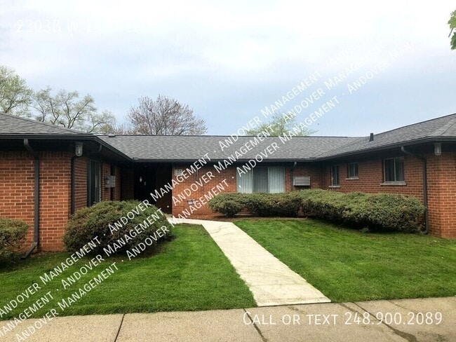 Building Photo - 2303B W 14 Mile Rd