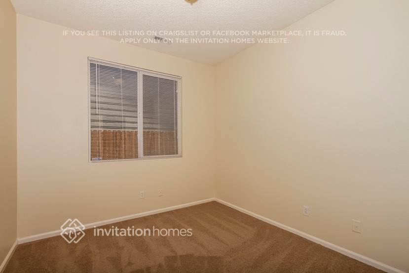 Building Photo - 1044 Clogger Ln
