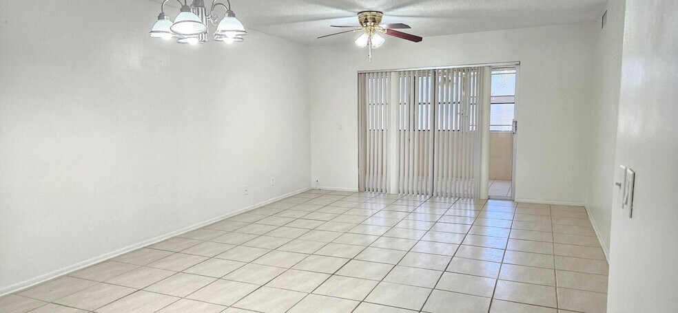 Building Photo - 12003 Poinciana Blvd