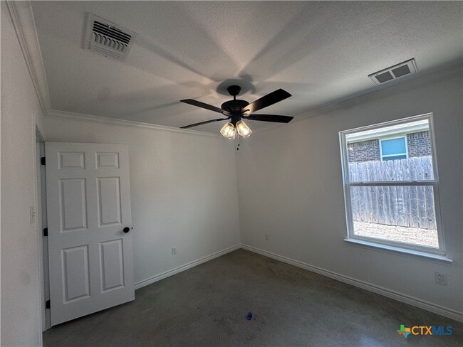 Building Photo - 209 Elbert Ln