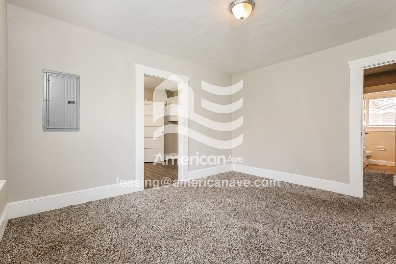 Building Photo - 2418 Gould St