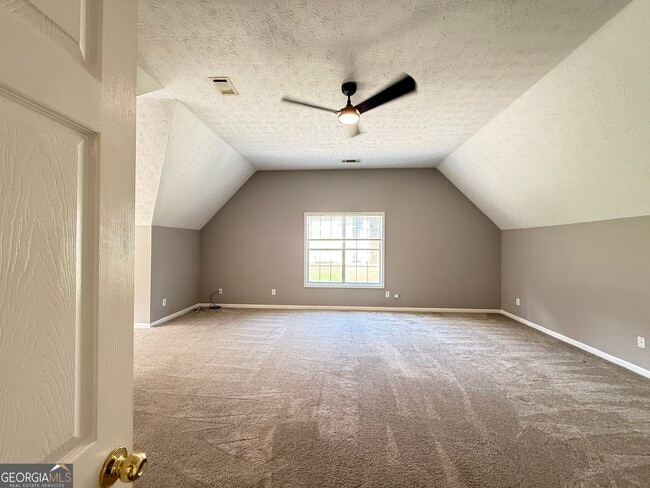 Building Photo - 7235 Coral Lake Dr
