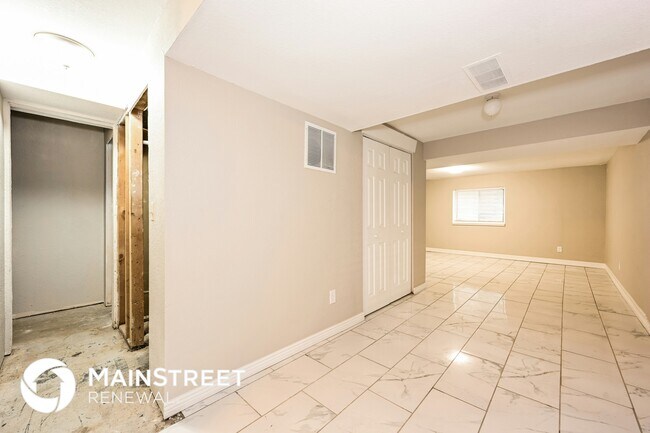 Building Photo - 1523 S Carson St