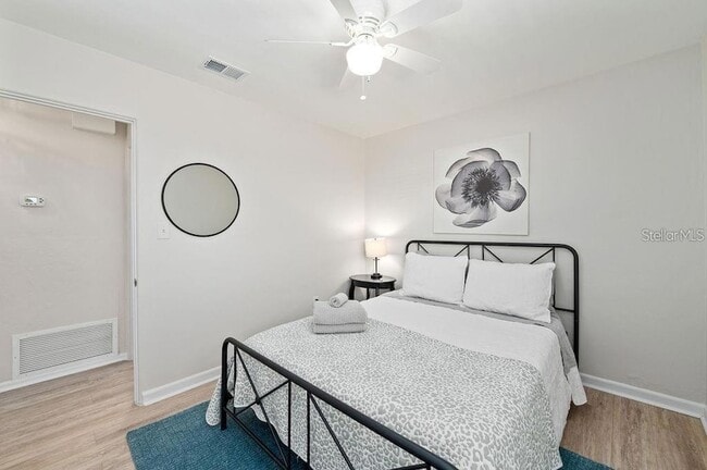 Building Photo - 2676 Martin St