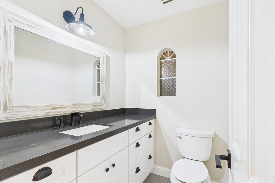 Bathroom - 29650 Kimberly Dr