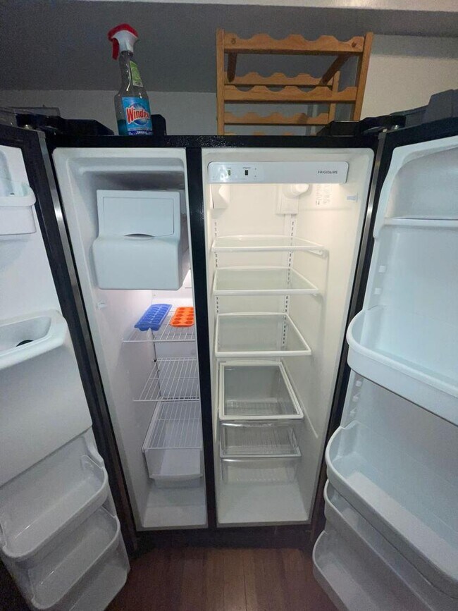 Building Photo - 1701 Montello Ave NE