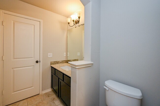 Building Photo - 30154 Southern Sky Dr