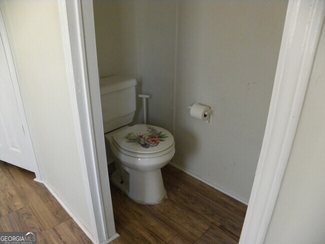 Building Photo - 297 Bell Acres Rd