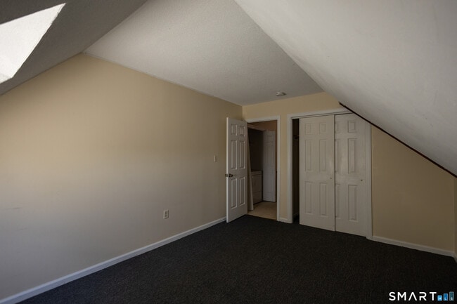 Building Photo - 58 Woodley Ct