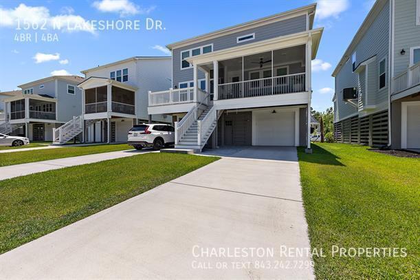 Building Photo - 1562 N Lakeshore Dr