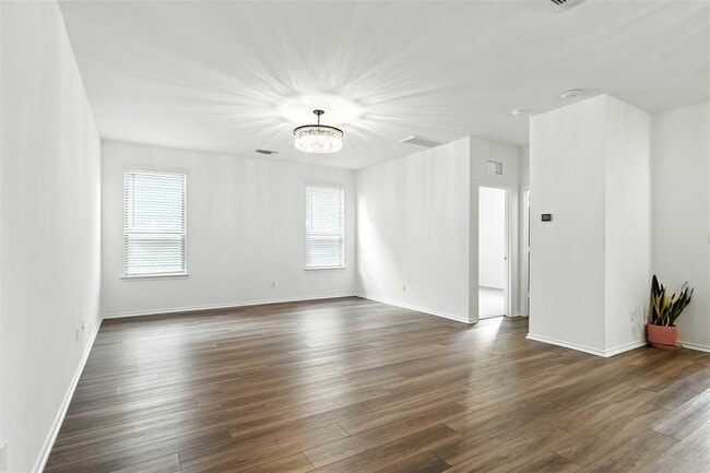 Building Photo - 420 Black Alder St