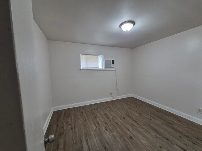 Building Photo - 3449 Tutwiler Ave