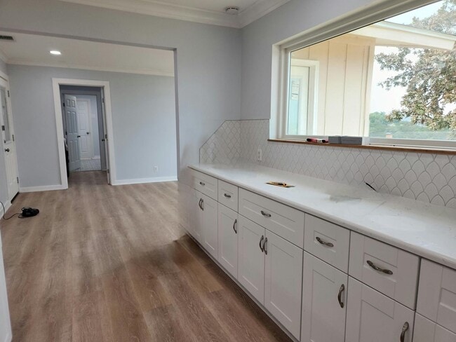 Building Photo - 100 Chula Vista Dr