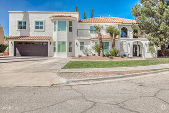 Building Photo - 6205 Brisa Del Mar Dr